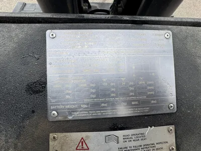 2018 HOIST F300 FORKLIFTS | Platinum Group (19)