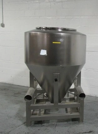 Used _UNKNOWN_ _UNKNOWN_ Dish & Cone Bottom Tanks Ohio US | Federal Equipment Company #1553399