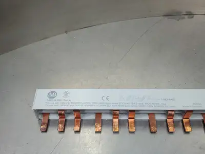 USED Allen-Bradley 1492-A3B8