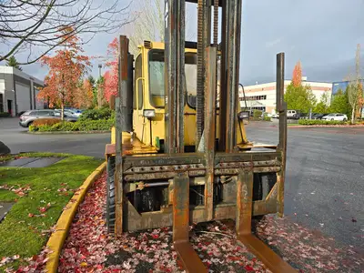USED CATERPILLAR V200B STR