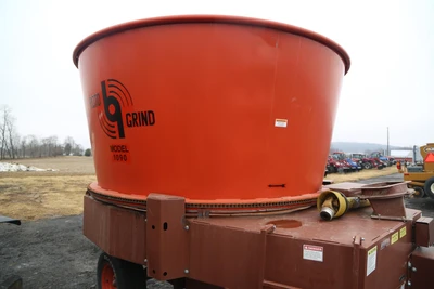 Used ROTO GRIND 1090 Bale Choppers - Feeders Pennsylvania US | Zimmerman Farm Service #1410094