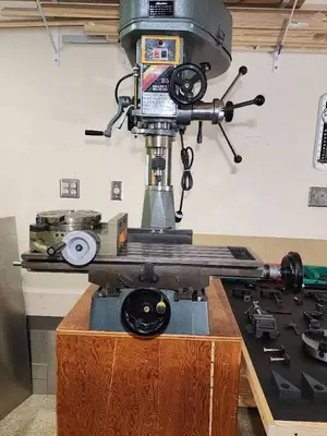 L@@K Commercial Grade Milling / Drill Press with Many Accessories W@W