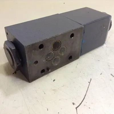 USED VICKERS DG4V322AMUHL760
