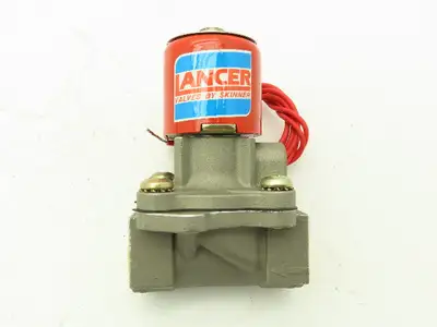 Skinner Lancer 2LB26L220 Stainless Solenoid Valve 2-Way NC 24VDC 40 PSI 1/2" NPT