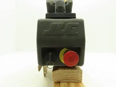 JLG 1001228495 Joystick Controller Box W/E-Stop & Key Off 10MSP Lift Rev D