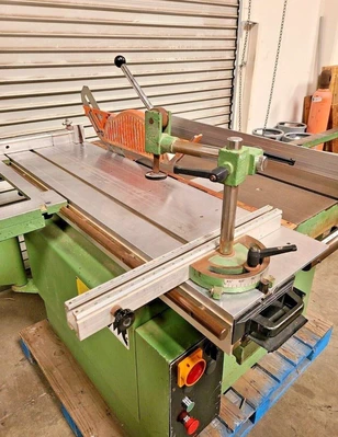 Casadei EMA Does Not Apply Table Saws | Amiron Machinery (4)