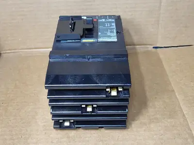 NEW SQUARE D HJA36050