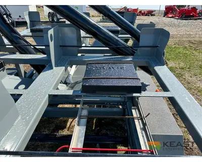 Used TRAVIS _UNKNOWN_ Seed Tenders Iowa US | Keast Enterprises #1360482