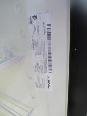 USED 2020 DOMETIC RM1350SLM/RM1350SLMSS