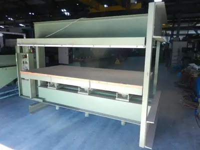 USED SCHUBERT HEATED PANEL PRESS 45 TON