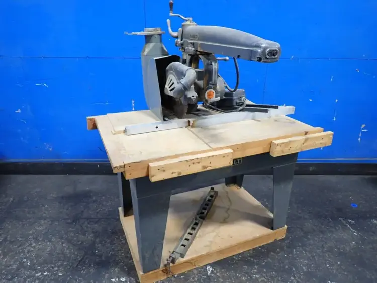 Used DEWALT GAOS Woodworking Radial Arm Saws | HGR 24 #751491