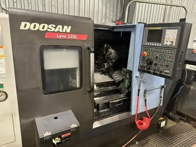 DOOSAN LYNX 220LC LATHES, COMBINATION, N/C & CNC | Prime Machinery (1)