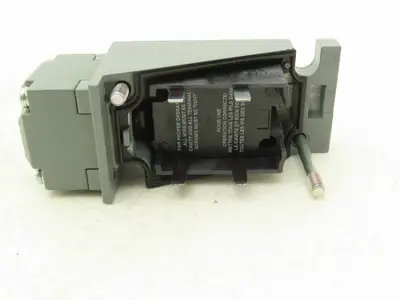 Allen Bradley 802T-AP1 Oiltight Limit Switch Enclosure Lever Type Operator Head