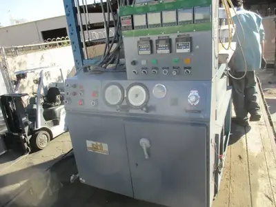 PHI, 24 x 36 heated platten 4-post hydraulic press, 6 stations & cool rack