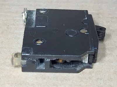 Used SQUARE D QO120 Switchgears British Columbia CA | Lenmark #1438680