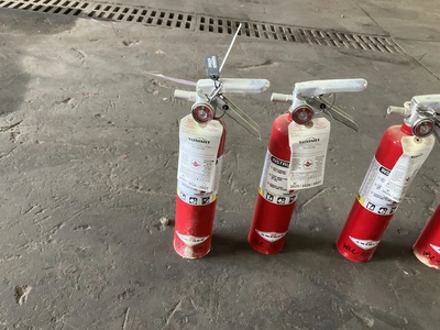Used _UNKNOWN_ _UNKNOWN_ Fire Extinguishers Michigan US | Miedema Asset Management Group #1411029