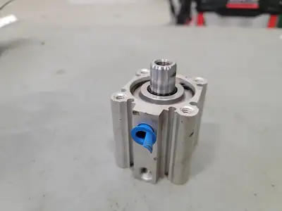 USED SMC NCQ2L40-25DZ