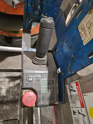 Used GENIE GR-15 Manlifts British Columbia CA | Lenmark #1426270