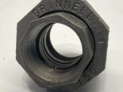 New | in-Stock GRINNELL 1-1/4" Union Fitting Malleable Iron Class 150 Plumbing Equipment Michigan US | Maverick Industrial Sales #1402348