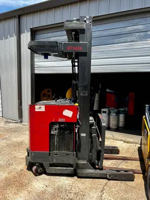 Used 2012 RAYMOND EZ R40TT Reach Trucks Texas US | TB Forklifts #1274940