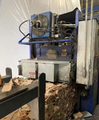 2016 Automatic Waste Baler