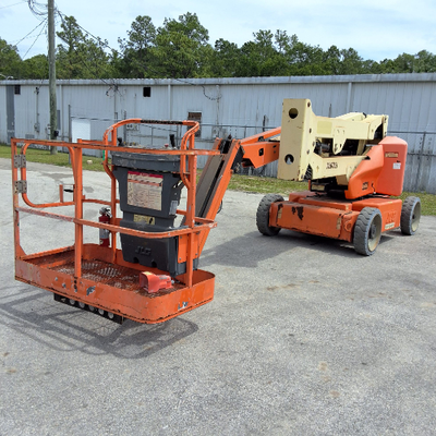 USED 2014 JLG E450AJ