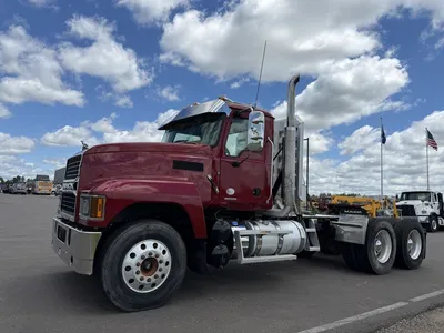 Used 2021 MACK PINNACLE Conventional trucks Minnesota US | Carco Truck & Equipment #1513964