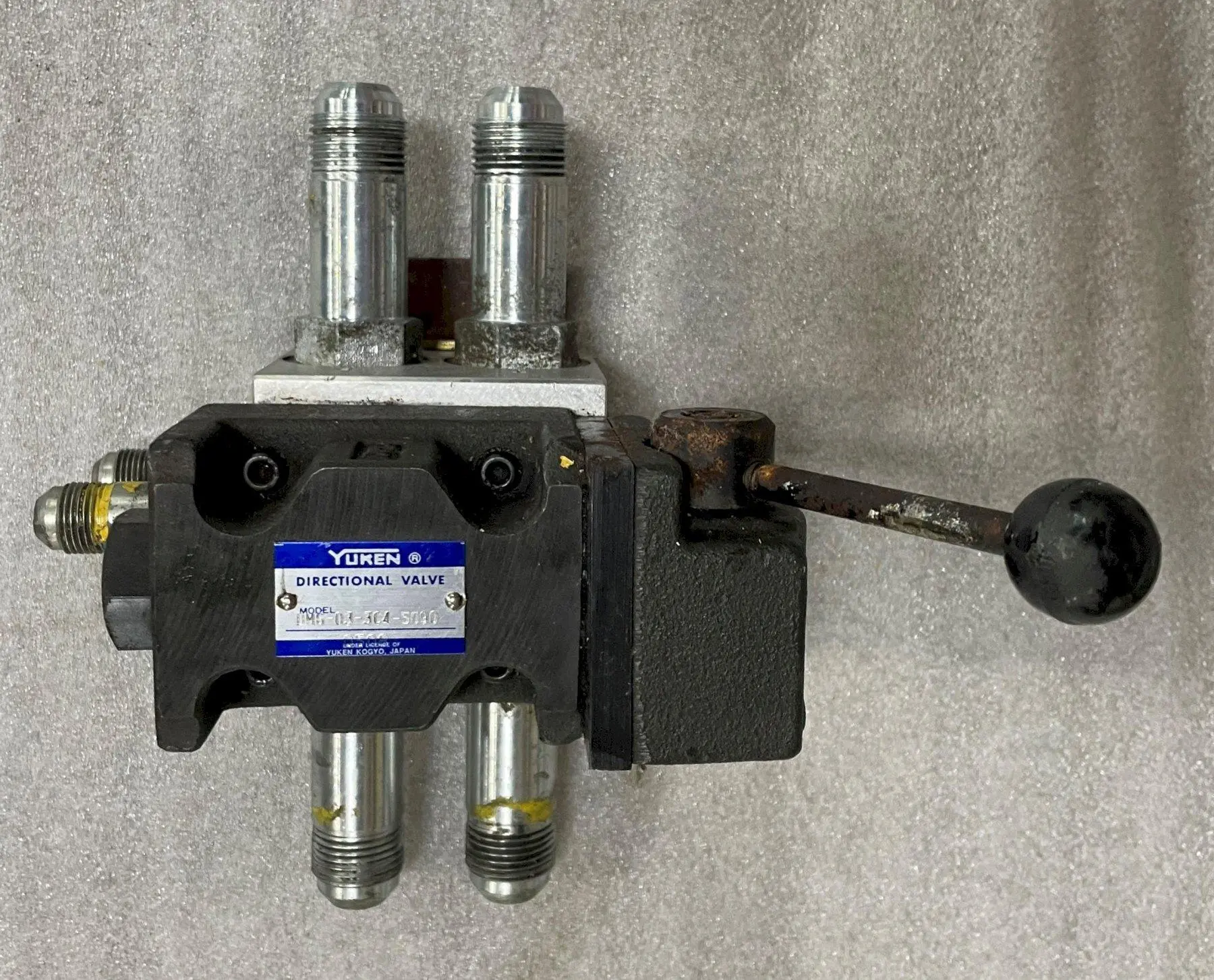 USED Yuken DMG-03-3C4-5090