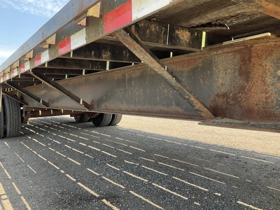 2005 Leland 30’ Tag Trailer