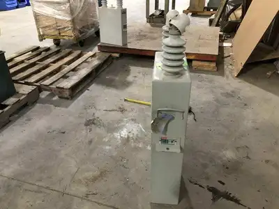 FPE Cornell Dubilier FCB200P2 200KVAR Power Capacitor 7200V 60Hz 1PH