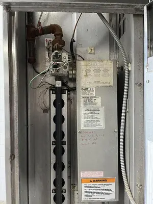 USED 2003 HOBART HBA2G