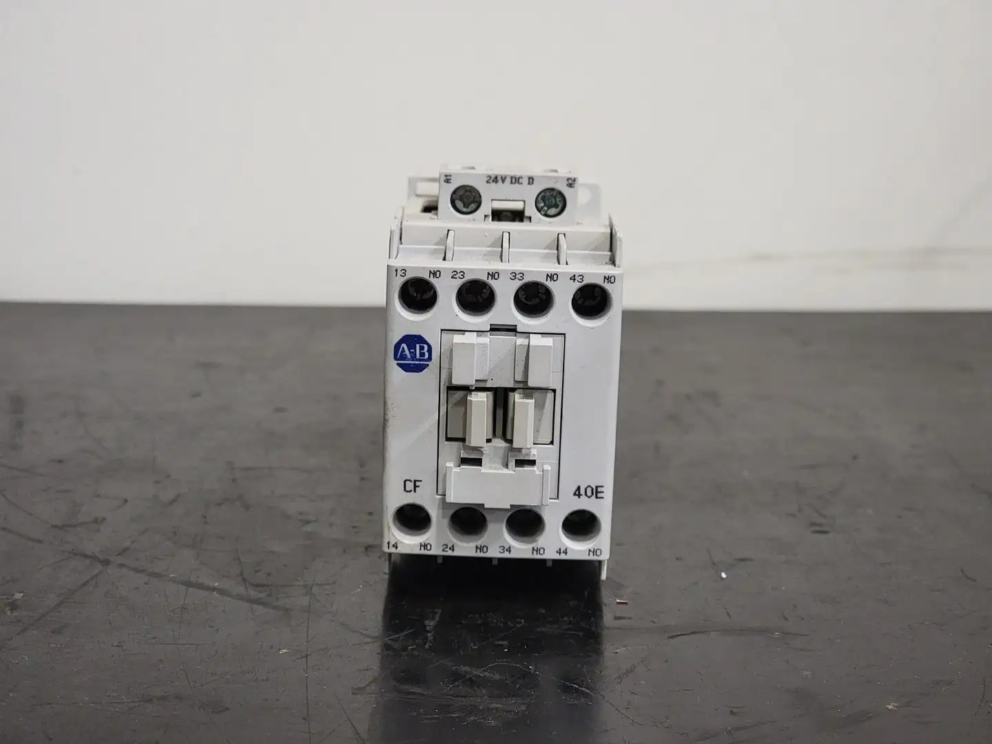 Used ALLEN-BRADLEY 700-CF400D Misc Electrical & Power Parts British Columbia CA | Lenmark #247006