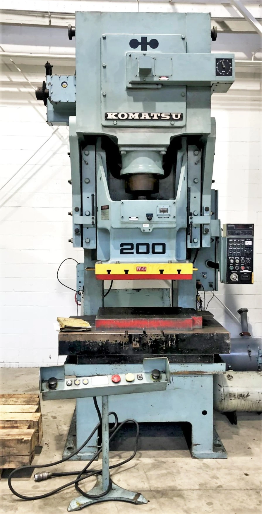USED 1986 KOMATSU PRESSES KOMATSU OBS200-2 PRESS