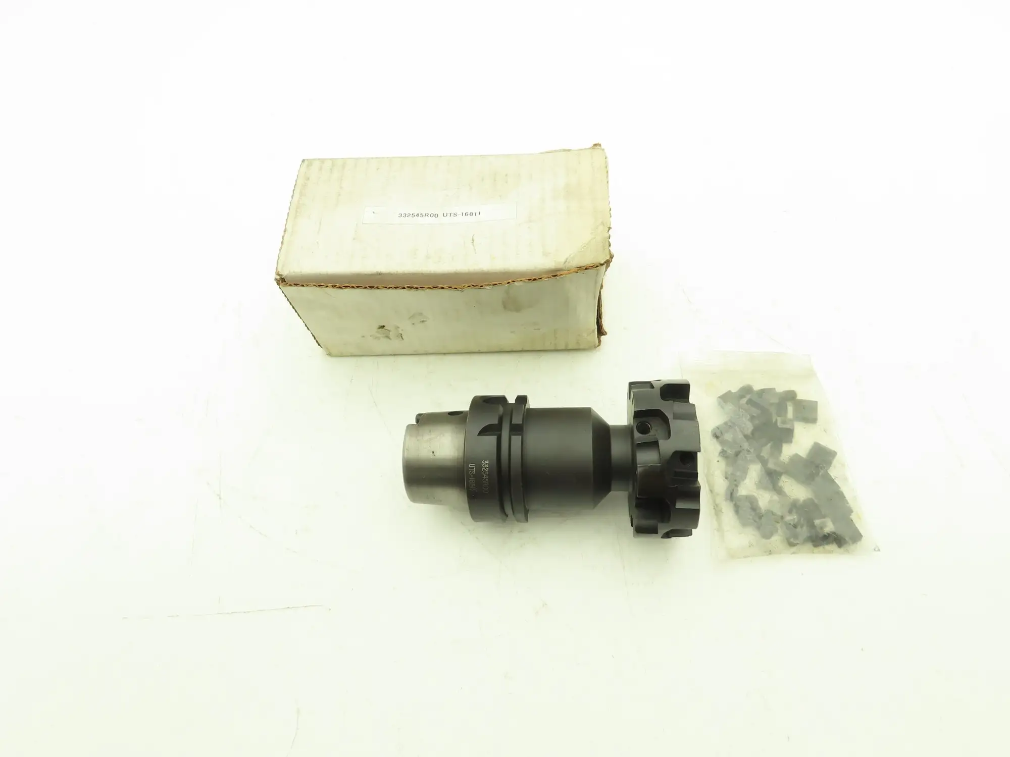 Kennametal 332545R00 Indexable End Face Mill 12-Insert Cutter 3" Head