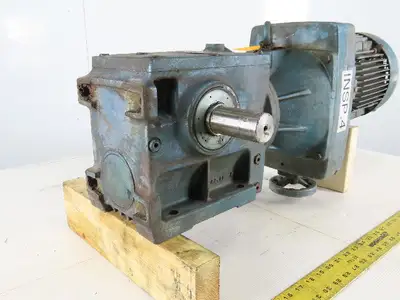 SEW-EURODRIVE 87002489.01.87.004 Gearmotor W/Variable Speed Drive 22.92:1 Ratio