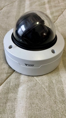 USED 2023 AXIS P3262-lv