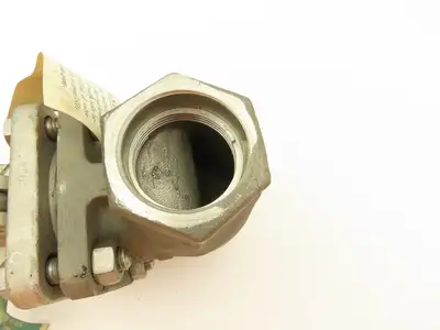 Powell 2474 Stainless Globe Valve 1-1/2" Socket Weld 200 WOG Rising Stem
