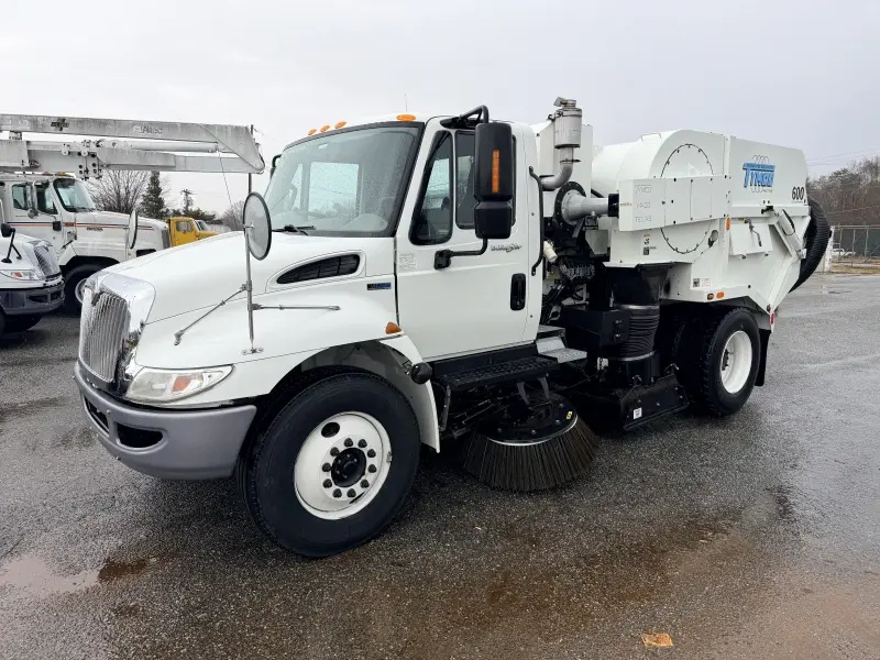 Used 2013 TYMCO 600 Street Sweeper North Carolina US | Levan Equipment #1546324