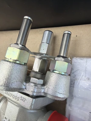 NEW Danfoss 148X1273
