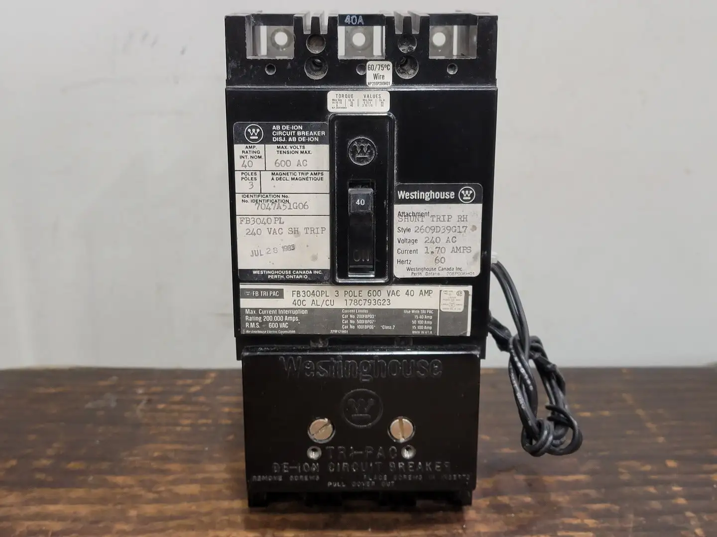 Used WESTINGHOUSE FB3040PL Switchgears British Columbia CA | Lenmark #242249