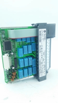 Allen-Bradley SLC500 Output Module 1746-OW16 Ser D