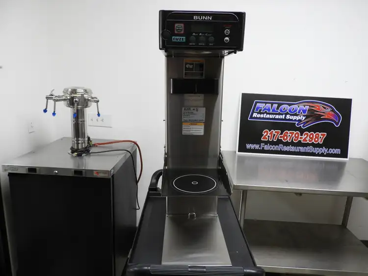 Used Bunn Used Bunn 35700.0034 Digital Tea Brewer 29 With Tray Brewing Equipment Illinois US | Falcon Restaurant Supply #1376539
