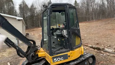 USED 2017 Deere 50G
