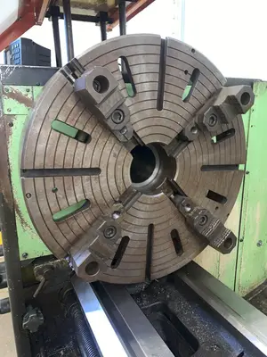 25" X 120" DOALL ROMI MODEL 25H GAP BED ENGINE LATHE
