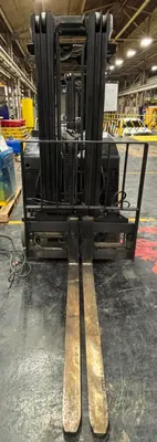 Used 2021 YALE ESC040AD 3-Wheel Stand up Electric Counterbalance Forklifts Illinois US | Forklift Exchange #1274796
