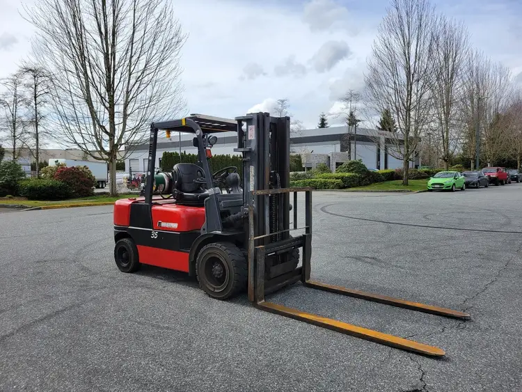 Used STARKE FGF35 Misc Forklifts British Columbia CA | Lenmark #238191