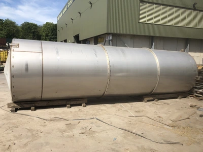_UNKNOWN_ 20,000 Litre Tanks SS Europe Over 20,000 Litres | Perry Equipment (4)