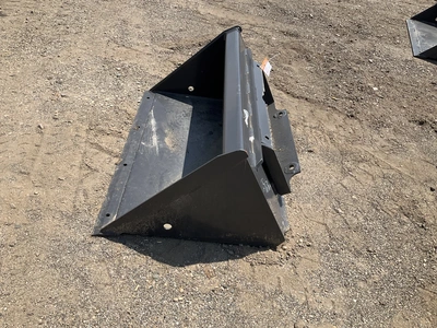 New old stock Paladin 36” smooth bucket for a mini skid steer, welded on cutting edge, mini skid ste...