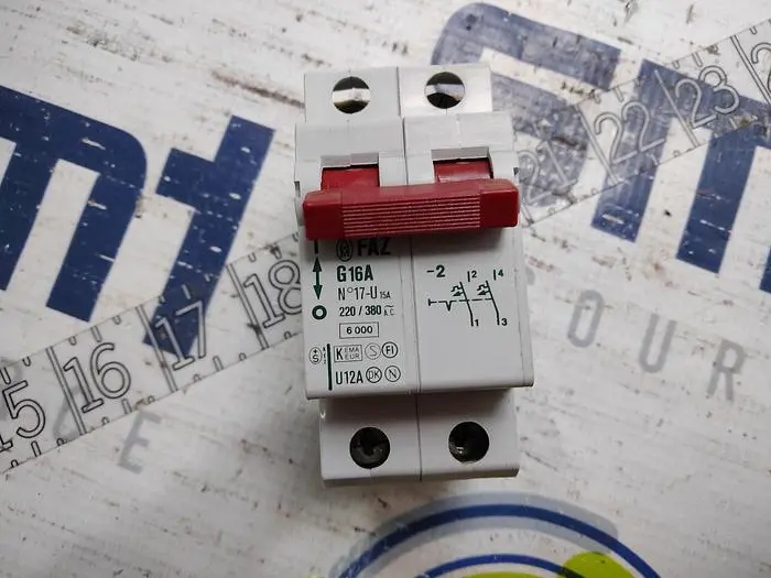 Used FAZ G16A Circuit Breakers | SMT Resource #484961