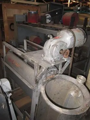 USED BROWN 106